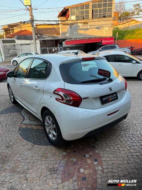 Foto Miniatura Peugeot 208 Active Pack 1.5 2014