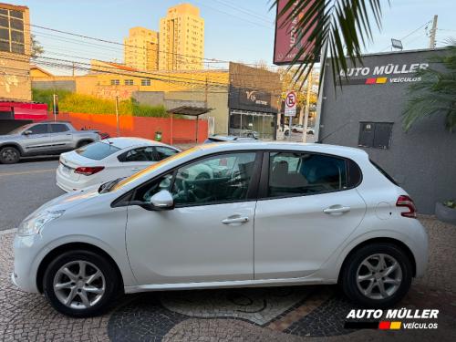 Foto Miniatura Peugeot 208 Active Pack 1.5 2014