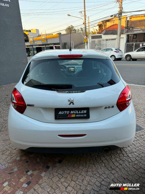 Foto Miniatura Peugeot 208 Active Pack 1.5 2014