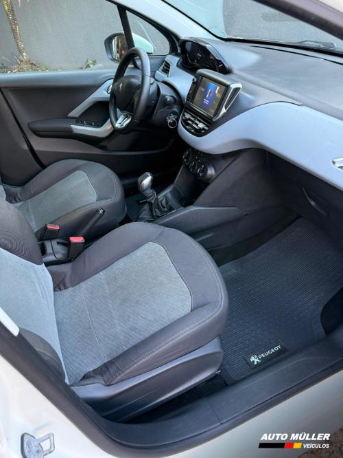 Foto Miniatura Peugeot 208 Active Pack 1.5 2014