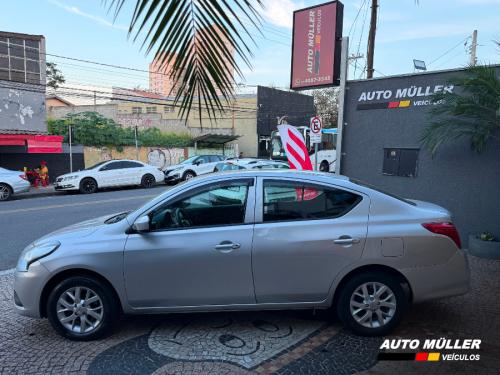 Foto Miniatura Nissan Versa 1.0 S manual 2016